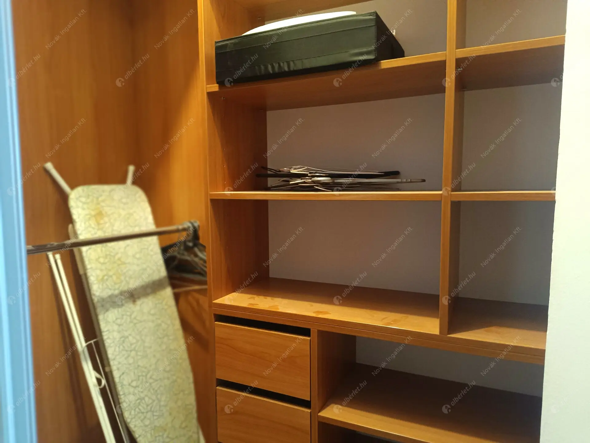 Kiadó albérlet 280000 Ft/hó áron: Budapest, VI. kerület  Király utca. Mérete: 62 nm, 2 szobás | Alberlet.hu - 6477679