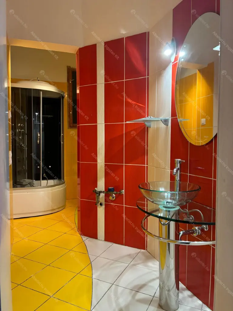 Kiadó albérlet 260000 Ft/hó áron: Budapest, VI. kerület  Király utca. Mérete: 68 nm, 2 szobás | Alberlet.hu - 6691000