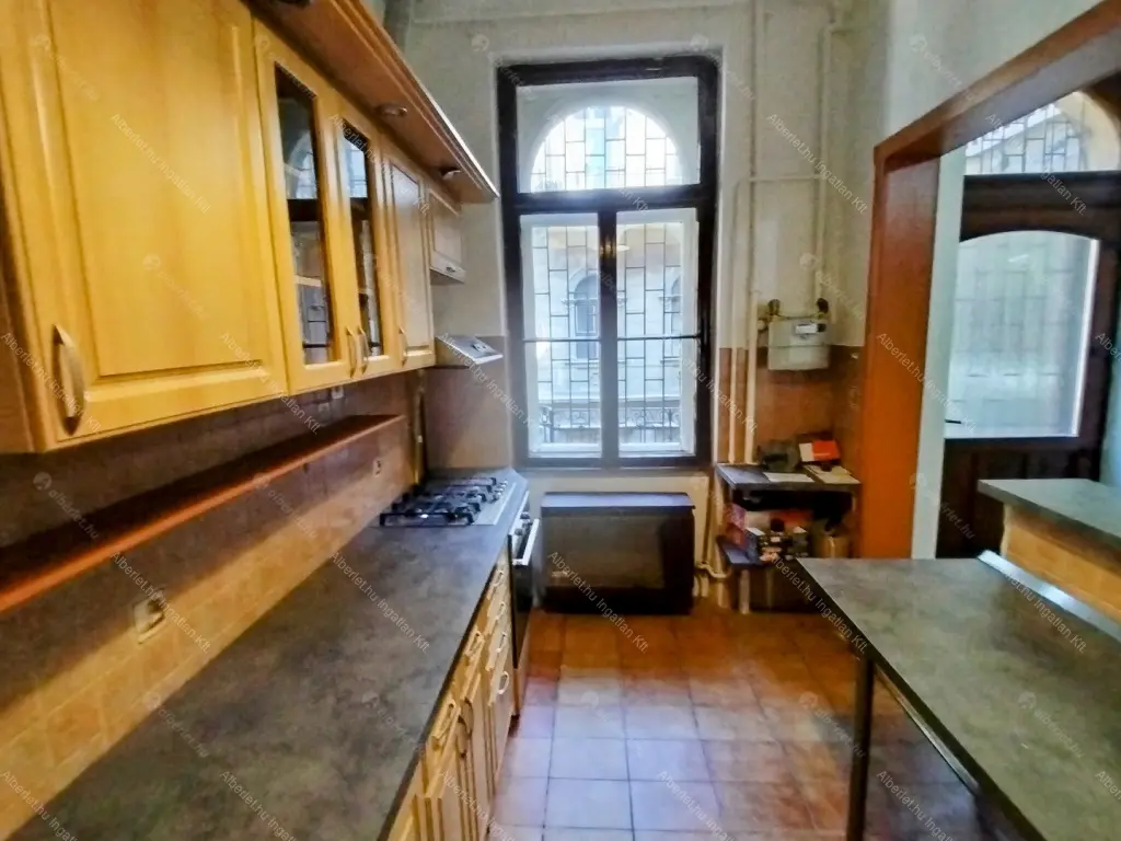 Kiadó albérlet 260000 Ft/hó áron: Budapest, VI. kerület  Király utca. Mérete: 68 nm, 2 szobás | Alberlet.hu - 6691008