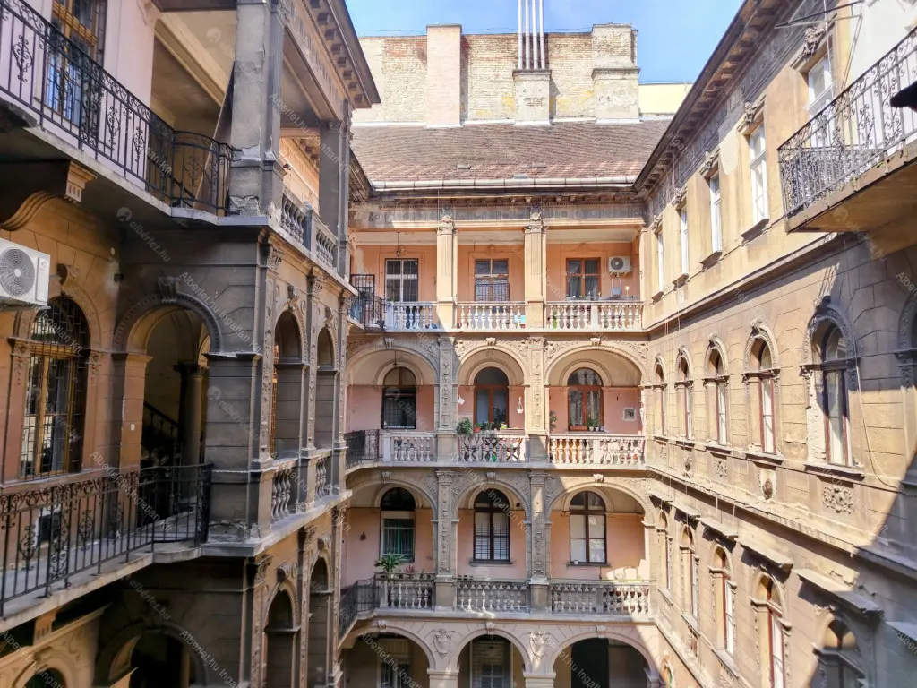 Kiadó albérlet 260000 Ft/hó áron: Budapest, VI. kerület  Király utca. Mérete: 68 nm, 2 szobás | Alberlet.hu - 6691013