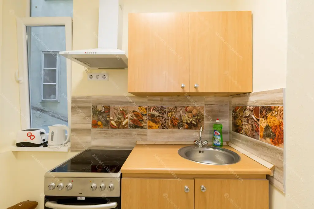 Kiadó albérlet 390000 Ft/hó áron: Budapest, VI. kerület  Király utca. Mérete: 71 nm, 3 szobás | Alberlet.hu - 6673089