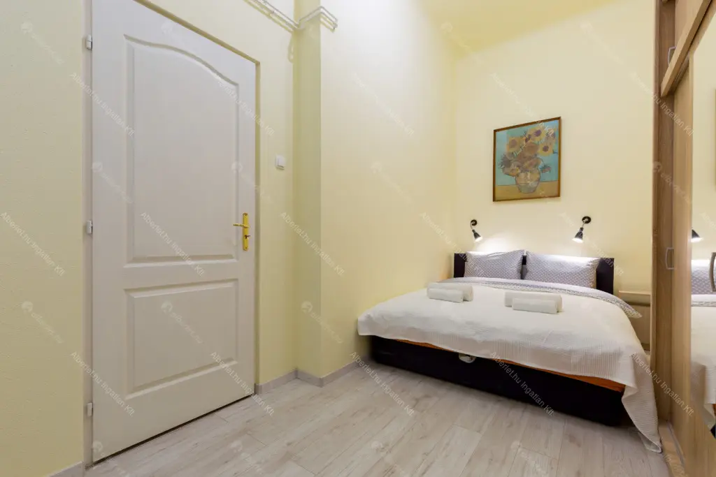 Kiadó albérlet 390000 Ft/hó áron: Budapest, VI. kerület  Király utca. Mérete: 71 nm, 3 szobás | Alberlet.hu - 6673098