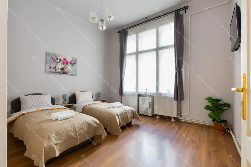 Kiadó albérlet 390000 Ft/hó áron: Budapest, VI. kerület  Király utca. Mérete: 71 nm, 3 szobás | Alberlet.hu - 6673102