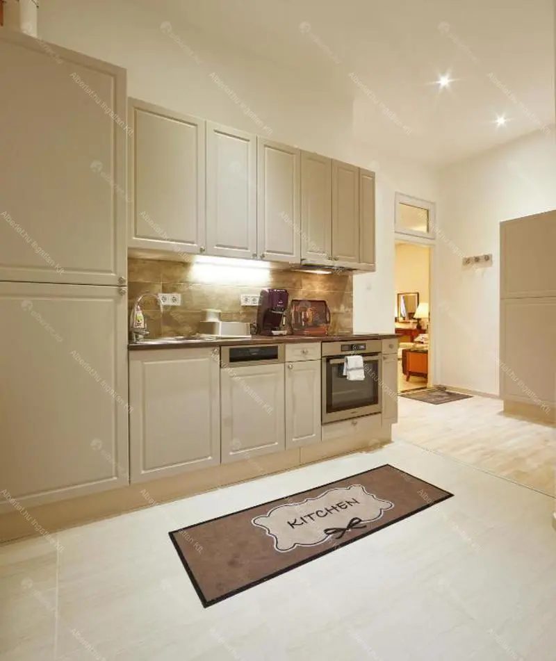 Kiadó albérlet 530000 Ft/hó áron: Budapest, VI. kerület  Király utca. Mérete: 74 nm, 2 szobás | Alberlet.hu - 6660481