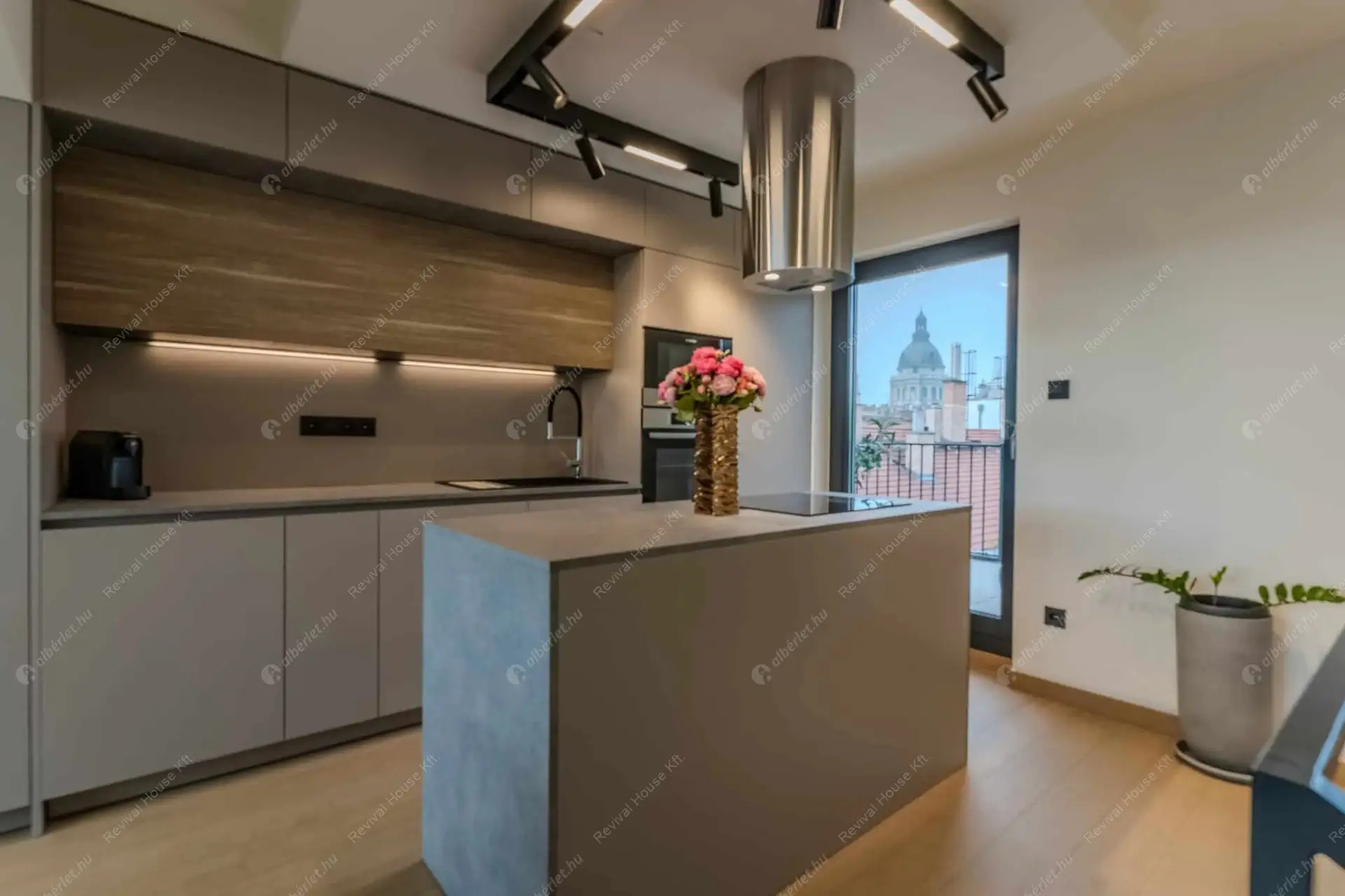 Kiadó albérlet 1008000 Ft/hó áron: Budapest, VI. kerület  Király utca. Mérete: 86 nm, 3 szobás | Alberlet.hu - 6502497