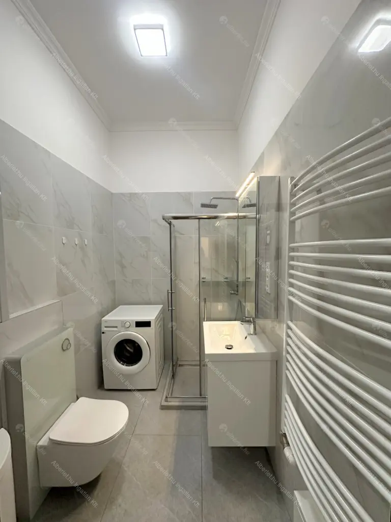 Kiadó albérlet 400000 Ft/hó áron: Budapest, VI. kerület  Király utca. Mérete: 87 nm, 3 szobás | Alberlet.hu - 6695144