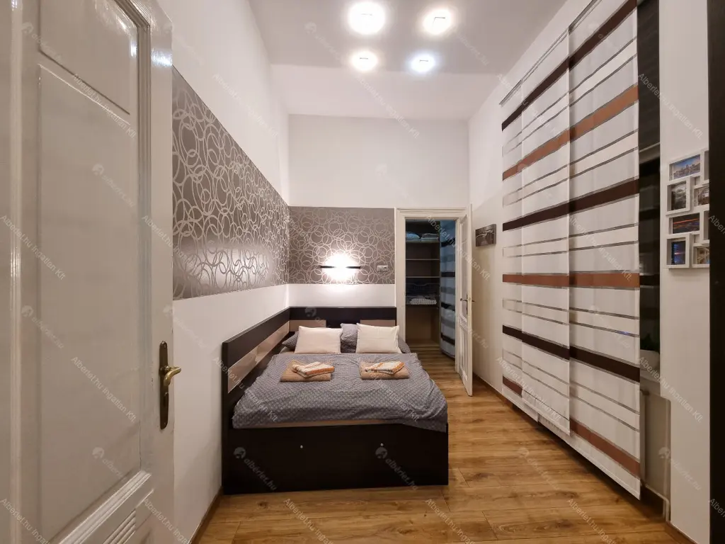 Kiadó albérlet 450000 Ft/hó áron: Budapest, VI. kerület  Király utca. Mérete: 90 nm, 3 szobás | Alberlet.hu - 6649756