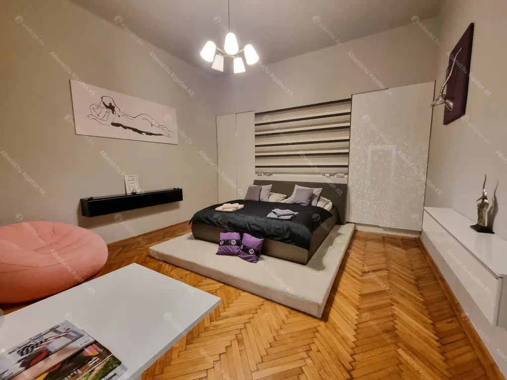 Kiadó albérlet 450000 Ft/hó áron: Budapest, VI. kerület  Király utca. Mérete: 90 nm, 3 szobás | Alberlet.hu - 6649758