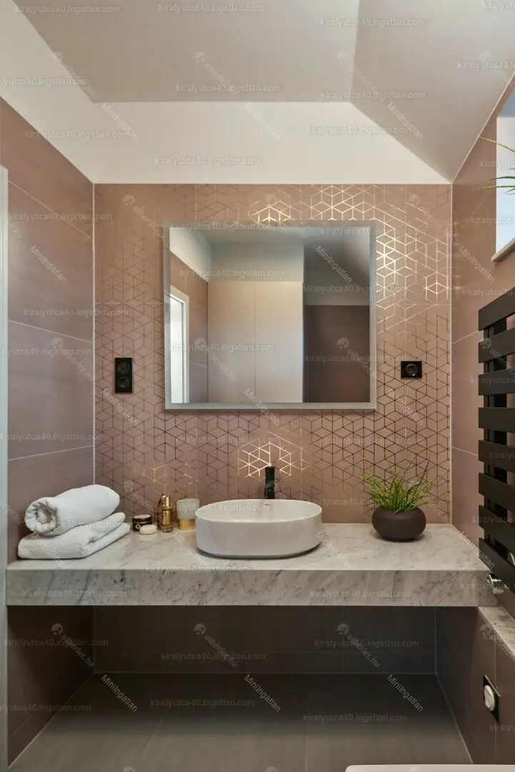 Kiadó albérlet 1036000 Ft/hó áron: Budapest, VI. kerület  Király utca. Mérete: 94 nm, 3 szobás | Alberlet.hu - 6708372