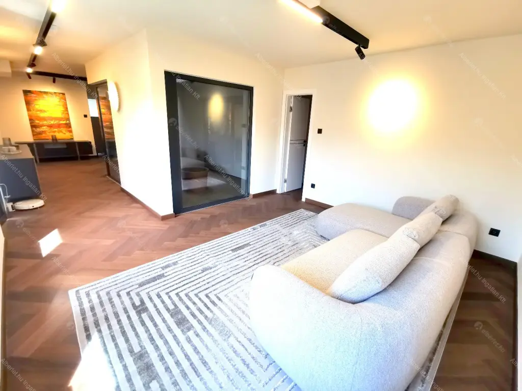 Kiadó albérlet 871000 Ft/hó áron: Budapest, VI. kerület  Király utca. Mérete: 99 nm, 4 szobás | Alberlet.hu - 6694962