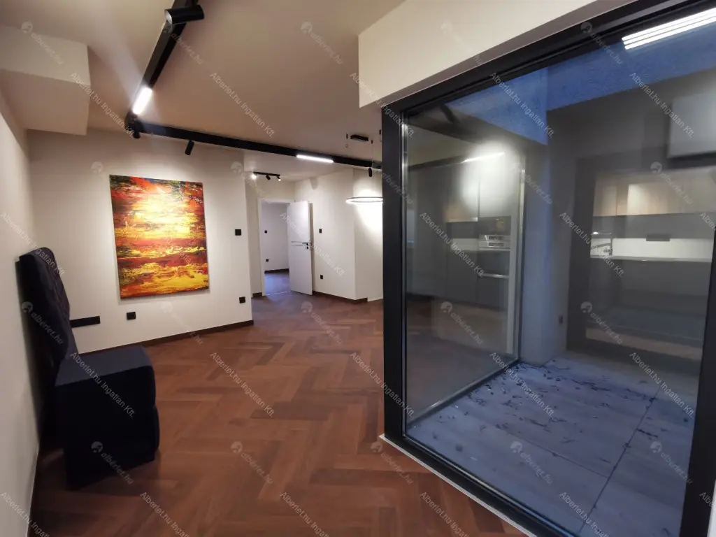 Kiadó albérlet 871000 Ft/hó áron: Budapest, VI. kerület  Király utca. Mérete: 99 nm, 4 szobás | Alberlet.hu - 6694972