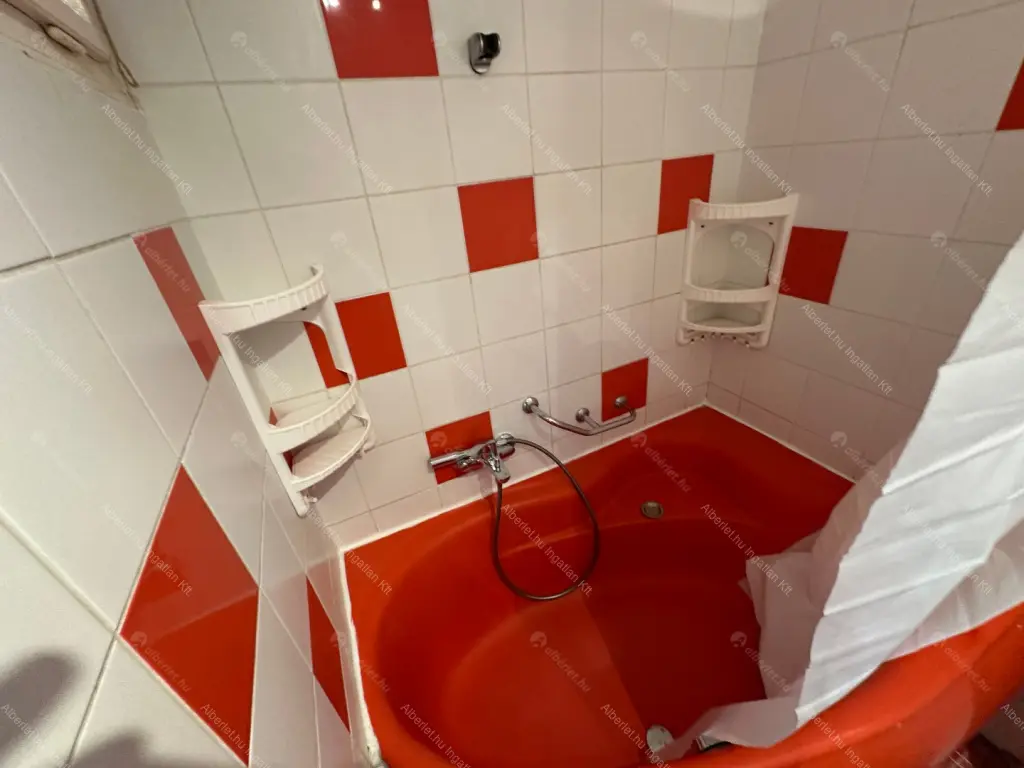 Kiadó albérlet 200000 Ft/hó áron: Budapest, VI. kerület  Kmety György utca. Mérete: 39 nm, 1 szobás | Alberlet.hu - 6651751