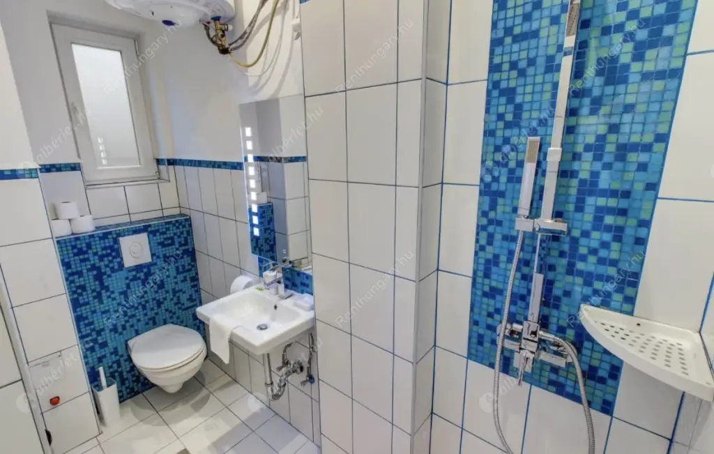 Kiadó albérlet 235000 Ft/hó áron: Budapest, VI. kerület  Lázár utca. Mérete: 28 nm, 1 szobás | Alberlet.hu - 6630926