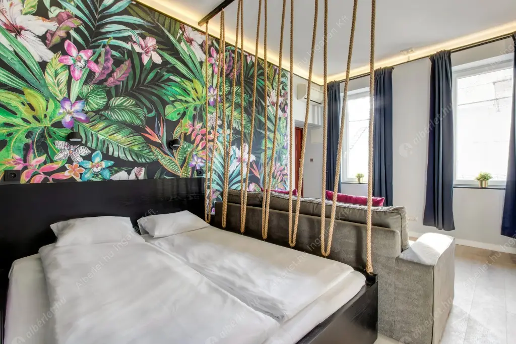 Kiadó albérlet 200000 Ft/hó áron: Budapest, VI. kerület  Lázár utca. Mérete: 28 nm, 1 szobás | Alberlet.hu - 6634256