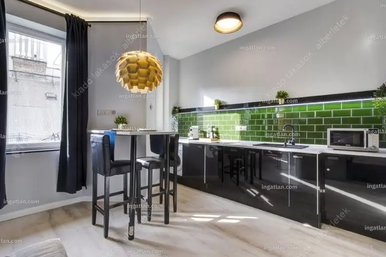 Kiadó albérlet 185000 Ft/hó áron: Budapest, VI. kerület  Lázár utca. Mérete: 28 nm, 1 szobás | Alberlet.hu - 6634563