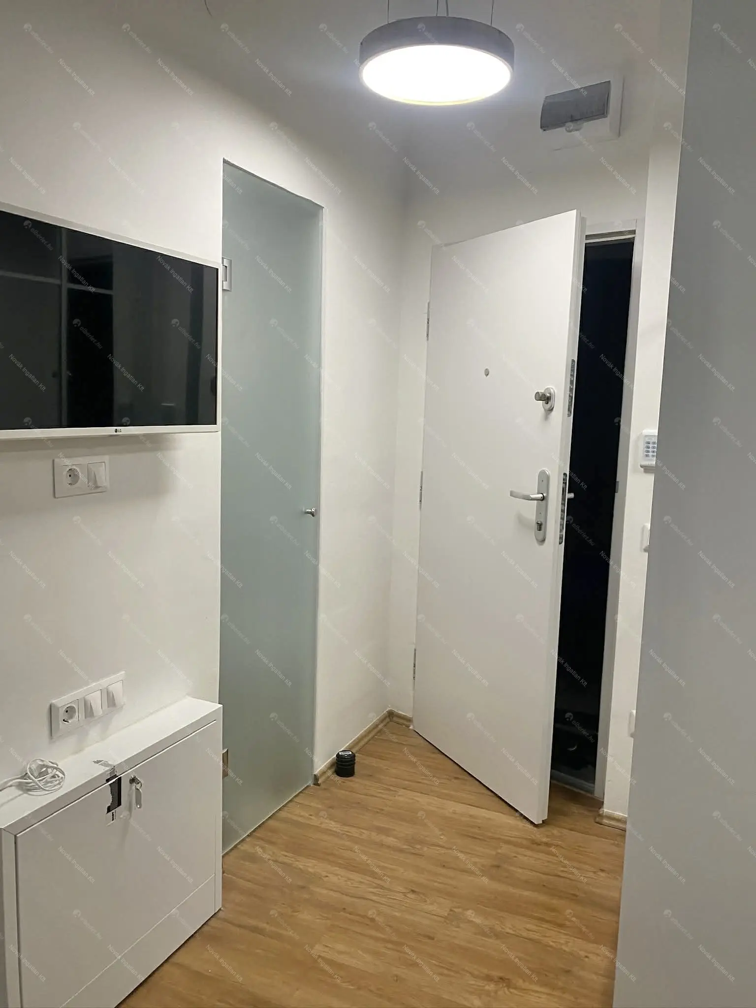 Kiadó albérlet 220000 Ft/hó áron: Budapest, VI. kerület  Lendvay utca. Mérete: 26 nm, 1 szobás | Alberlet.hu - 6668105