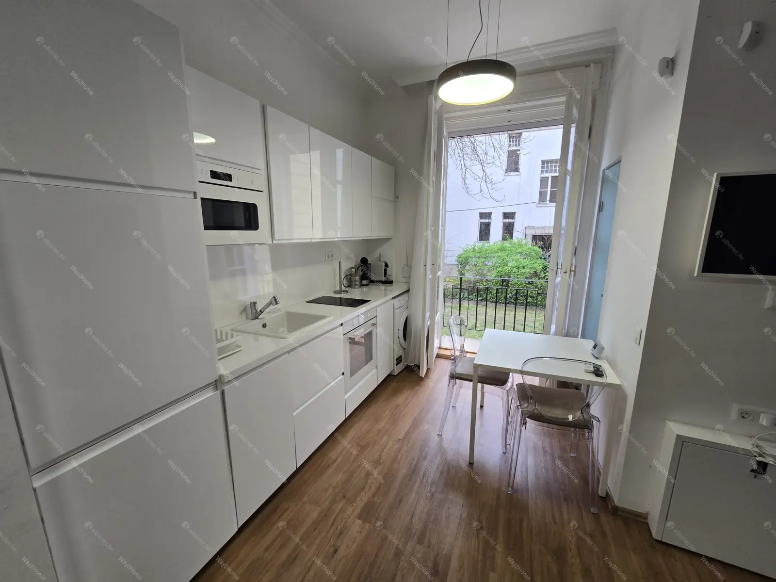 Kiadó albérlet 215000 Ft/hó áron: Budapest, VI. kerület  Lendvay utca. Mérete: 26 nm, 1 szobás | Alberlet.hu - 6688654