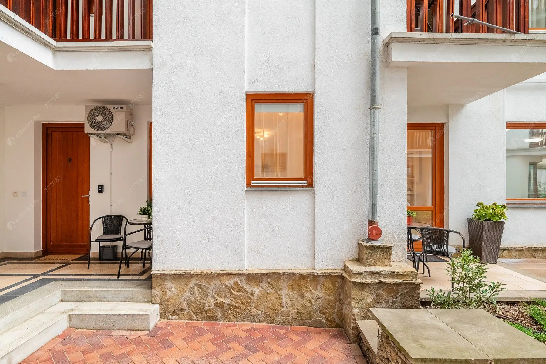 Kiadó albérlet 350000 Ft/hó áron: Budapest, VI. kerület  Lovag utca. Mérete: 35 nm, 1 szobás | Alberlet.hu - 6603357