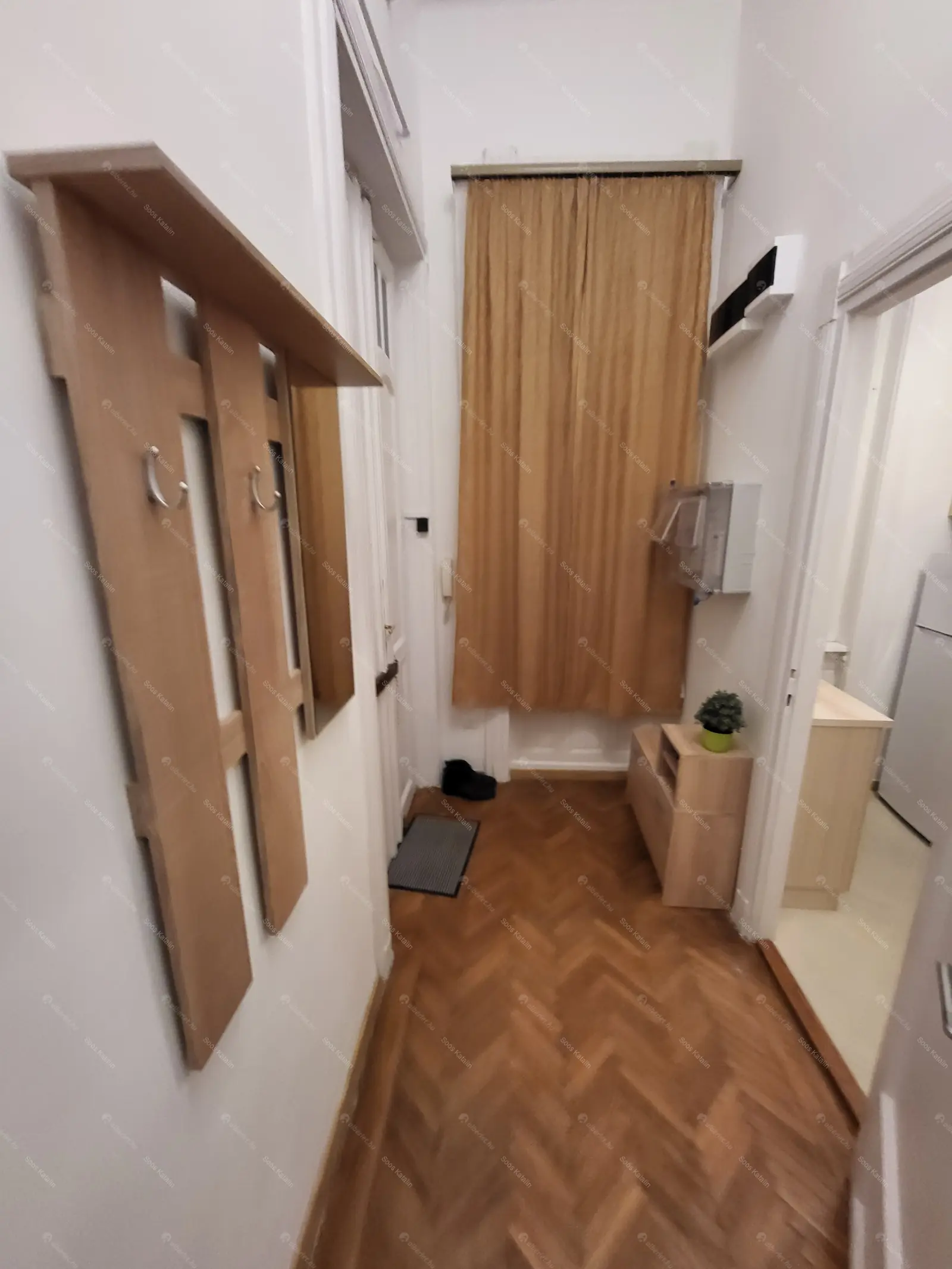 Kiadó albérlet 250000 Ft/hó áron: Budapest, VI. kerület  Lovag utca. Mérete: 38 nm, 1 szobás | Alberlet.hu - 6656721