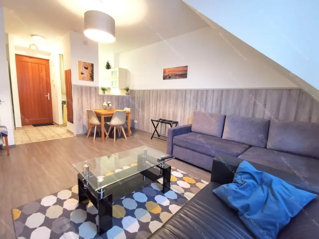 Kiadó albérlet 265000 Ft/hó áron: Budapest, VI. kerület  Lovag utca. Mérete: 47 nm, 2 szobás | Alberlet.hu - 6652687