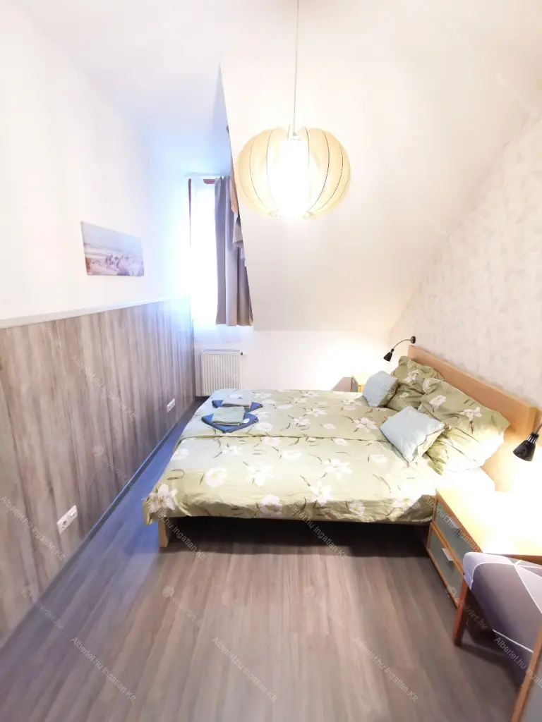 Kiadó albérlet 265000 Ft/hó áron: Budapest, VI. kerület  Lovag utca. Mérete: 47 nm, 2 szobás | Alberlet.hu - 6652695