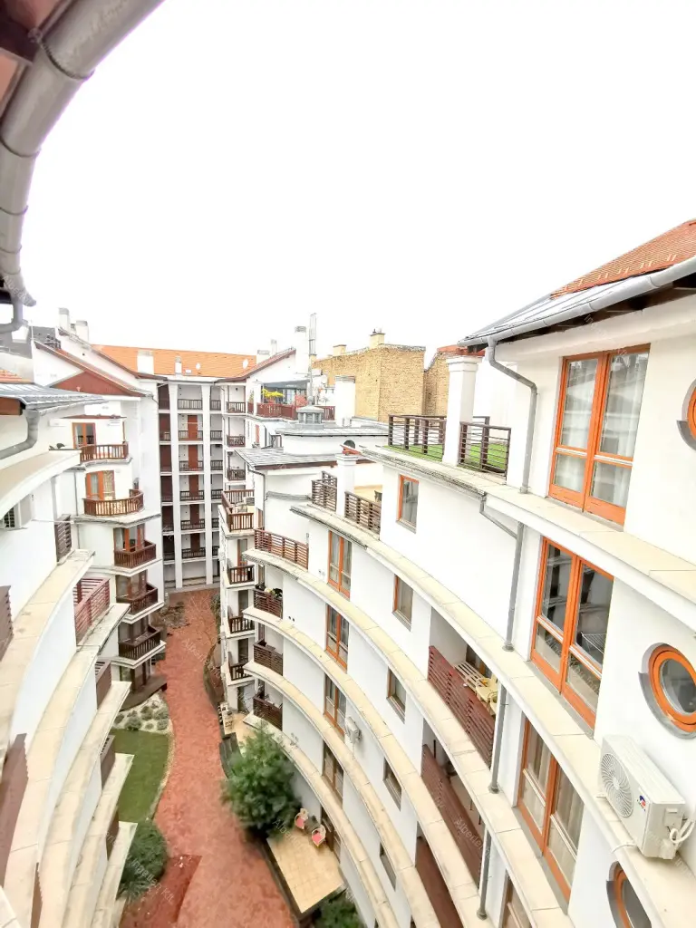 Kiadó albérlet 265000 Ft/hó áron: Budapest, VI. kerület  Lovag utca. Mérete: 47 nm, 2 szobás | Alberlet.hu - 6652698