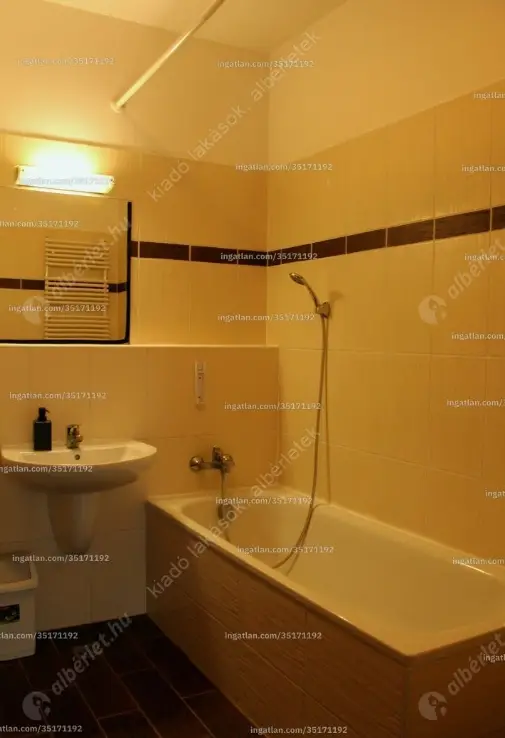 Kiadó albérlet 270000 Ft/hó áron: Budapest, VI. kerület  Lovag utca. Mérete: 50 nm, 1 szobás | Alberlet.hu - 6632528