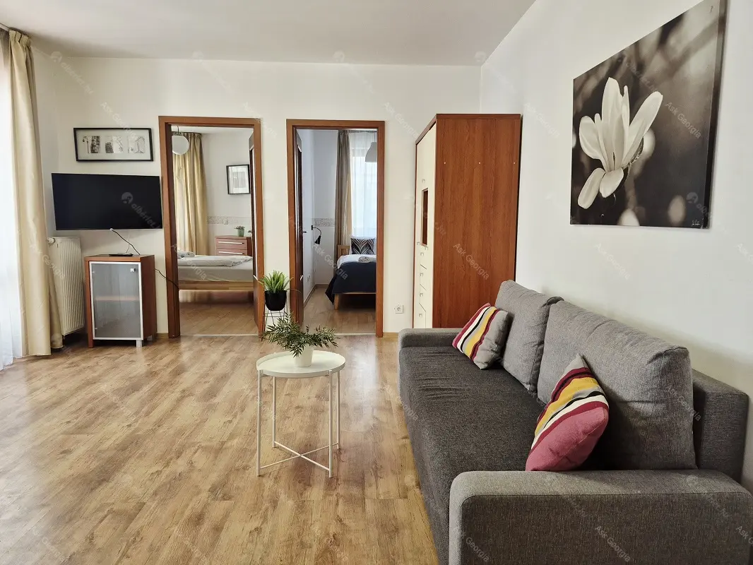 Kiadó albérlet 300000 Ft/hó áron: Budapest, VI. kerület  Lovag utca. Mérete: 57 nm, 2 szobás | Alberlet.hu - 6697127