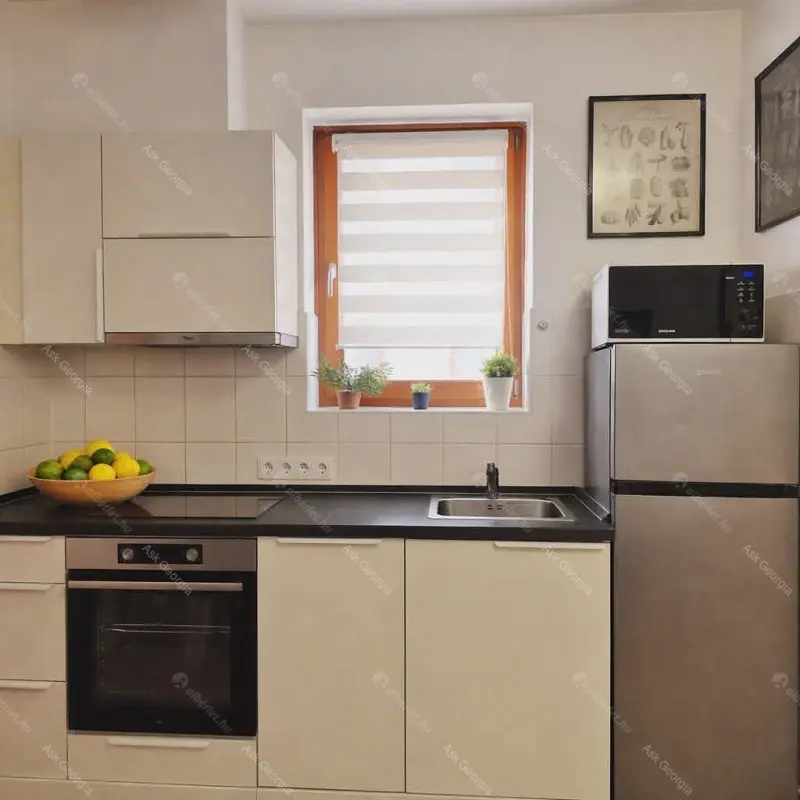 Kiadó albérlet 300000 Ft/hó áron: Budapest, VI. kerület  Lovag utca. Mérete: 57 nm, 2 szobás | Alberlet.hu - 6697139