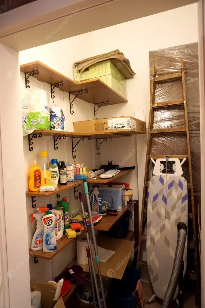 Kiadó albérlet 424000 Ft/hó áron: Budapest, VI. kerület  Mozsár utca. Mérete: 90 nm, 2 szobás | Alberlet.hu - 6556012