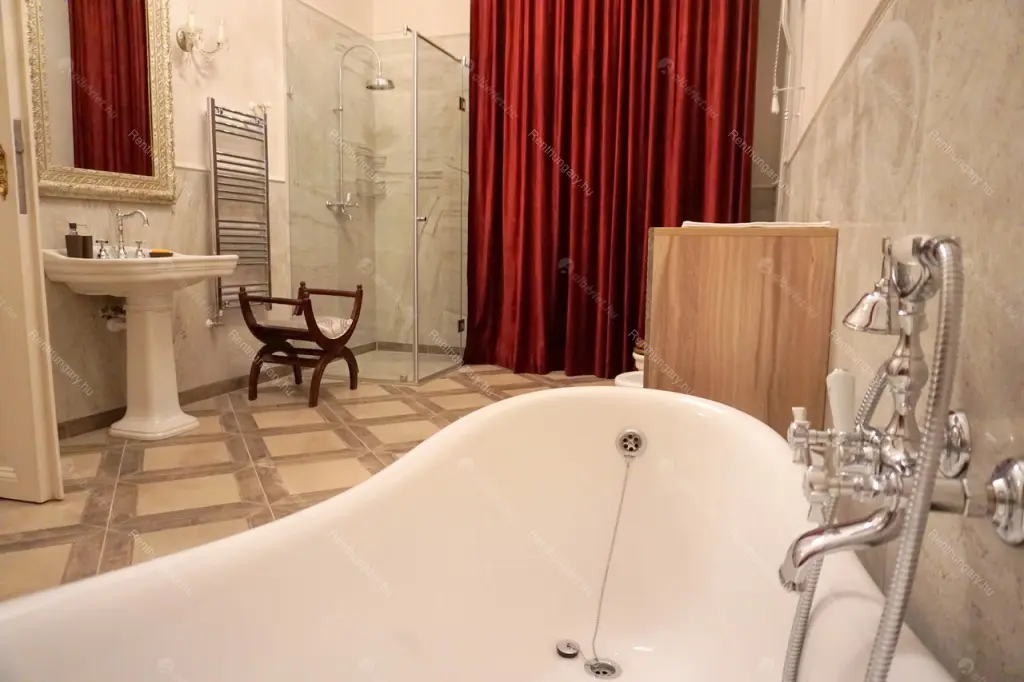 Kiadó albérlet 414000 Ft/hó áron: Budapest, VI. kerület  Mozsár utca. Mérete: 90 nm, 2 szobás | Alberlet.hu - 6693823