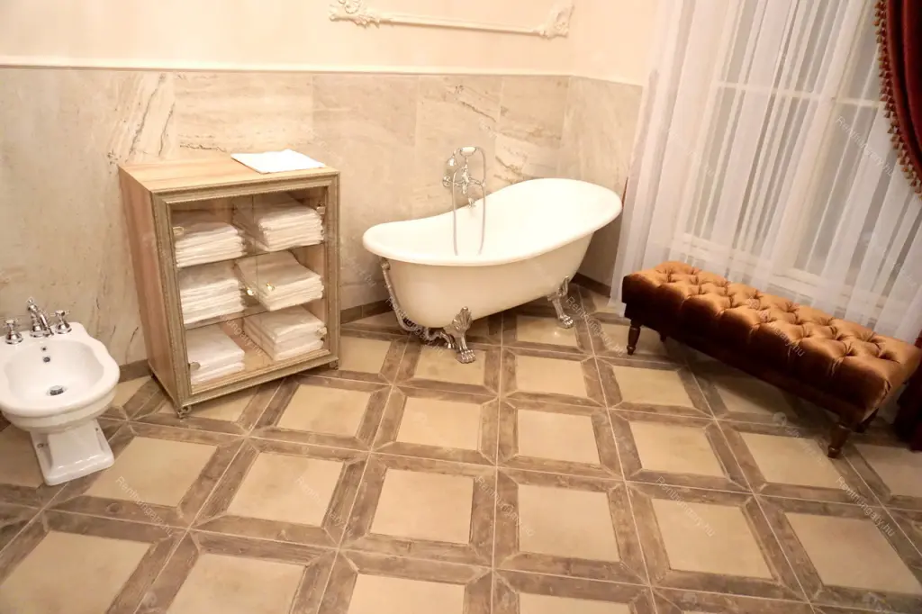 Kiadó albérlet 414000 Ft/hó áron: Budapest, VI. kerület  Mozsár utca. Mérete: 90 nm, 2 szobás | Alberlet.hu - 6693824