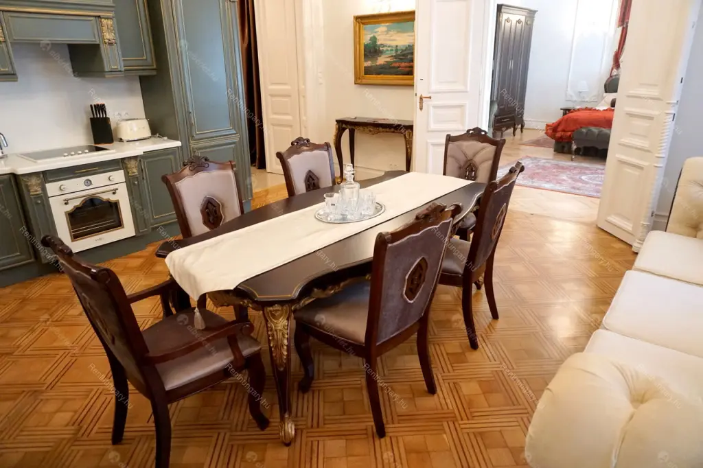 Kiadó albérlet 401000 Ft/hó áron: Budapest, VI. kerület  Mozsár utca. Mérete: 90 nm, 2 szobás | Alberlet.hu - 6707919