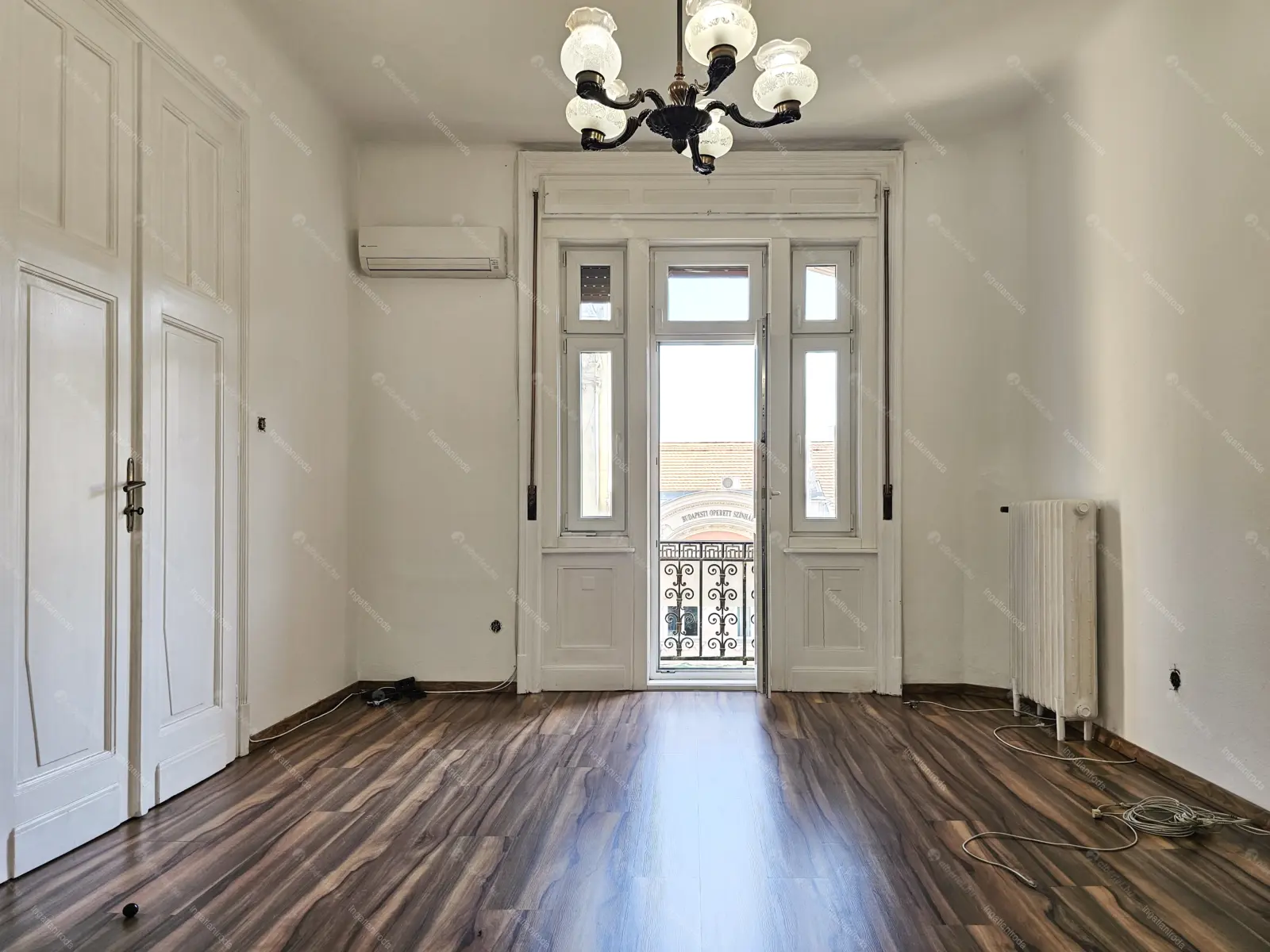 Kiadó albérlet 380000 Ft/hó áron: Budapest, VI. kerület  Nagymező utca. Mérete: 116 nm, 3 szobás | Alberlet.hu - 6686759