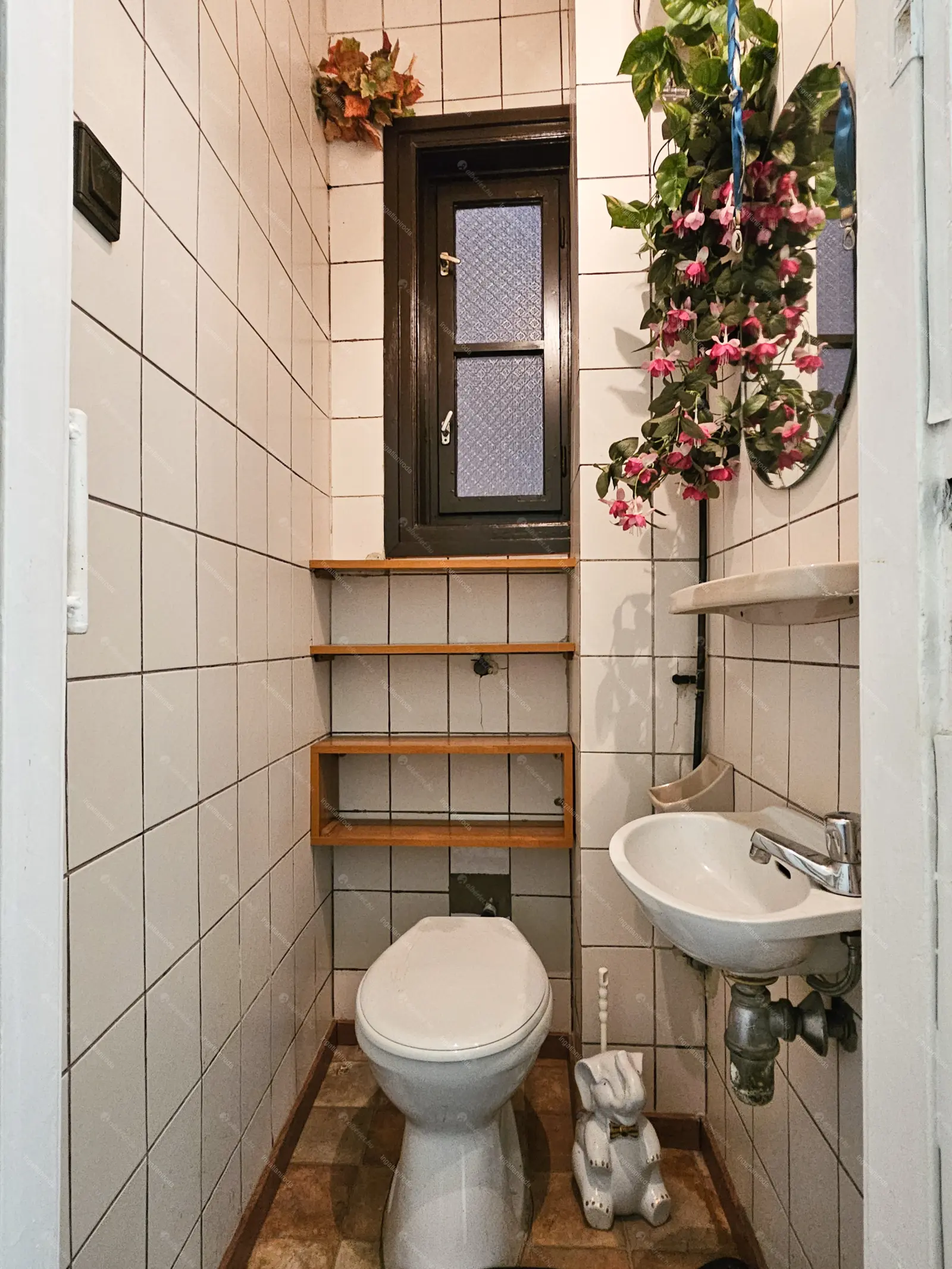 Kiadó albérlet 380000 Ft/hó áron: Budapest, VI. kerület  Nagymező utca. Mérete: 116 nm, 3 szobás | Alberlet.hu - 6686772