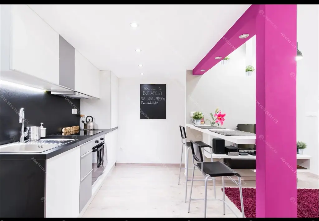 Kiadó albérlet 225000 Ft/hó áron: Budapest, VI. kerület  Nagymező utca. Mérete: 32 nm, 1 szobás | Alberlet.hu - 6706855