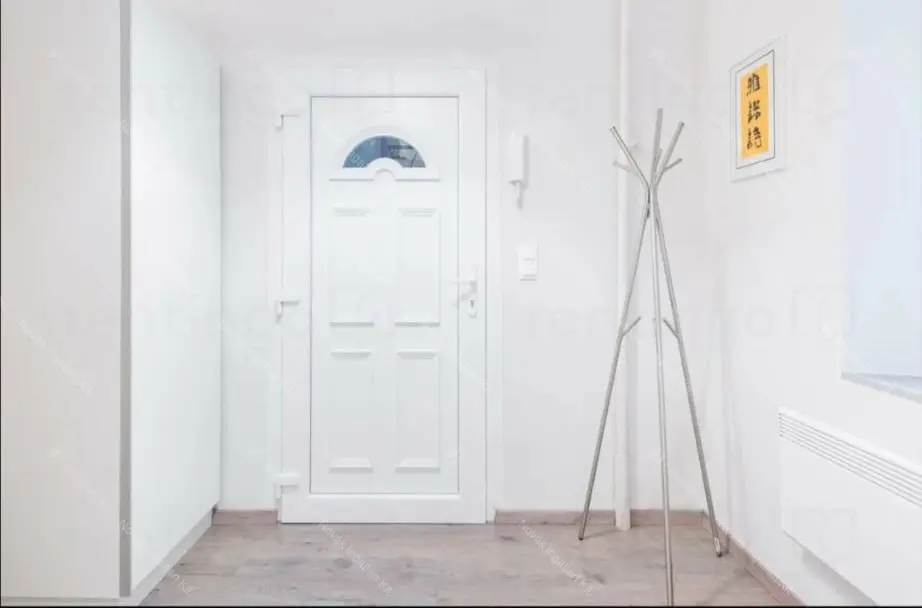 Kiadó albérlet 225000 Ft/hó áron: Budapest, VI. kerület  Nagymező utca. Mérete: 32 nm, 1 szobás | Alberlet.hu - 6707431