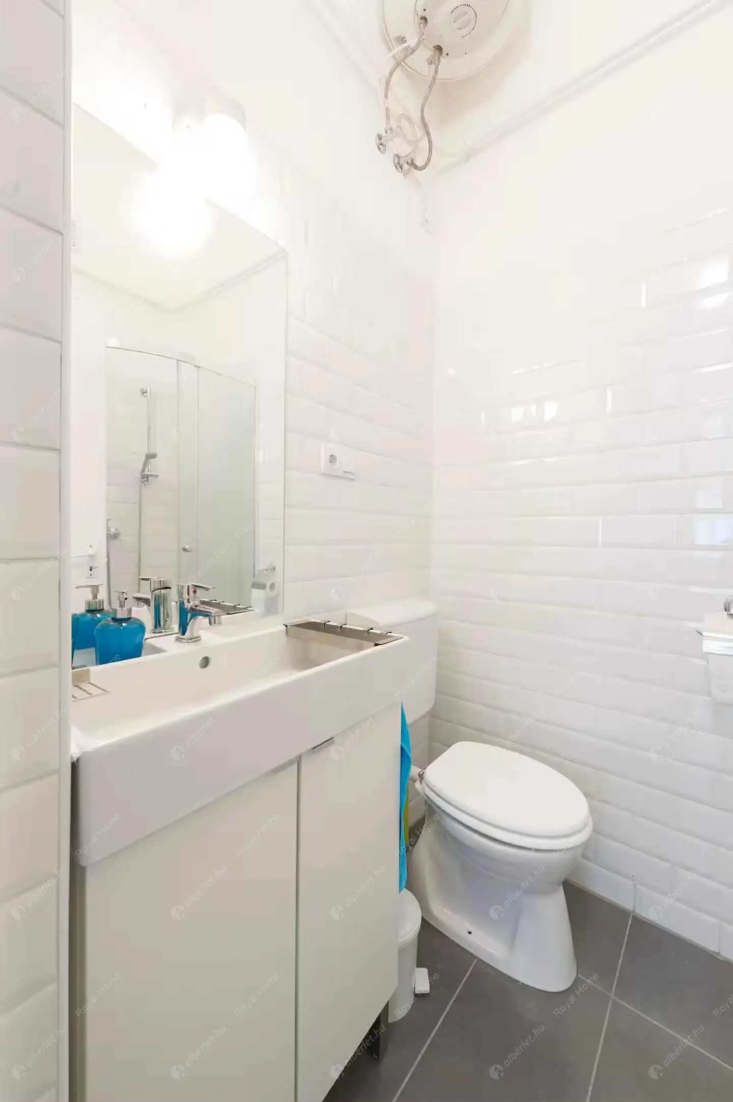 Kiadó albérlet 235000 Ft/hó áron: Budapest, VI. kerület  Nagymező utca. Mérete: 35 nm, 1 szobás | Alberlet.hu - 6631347