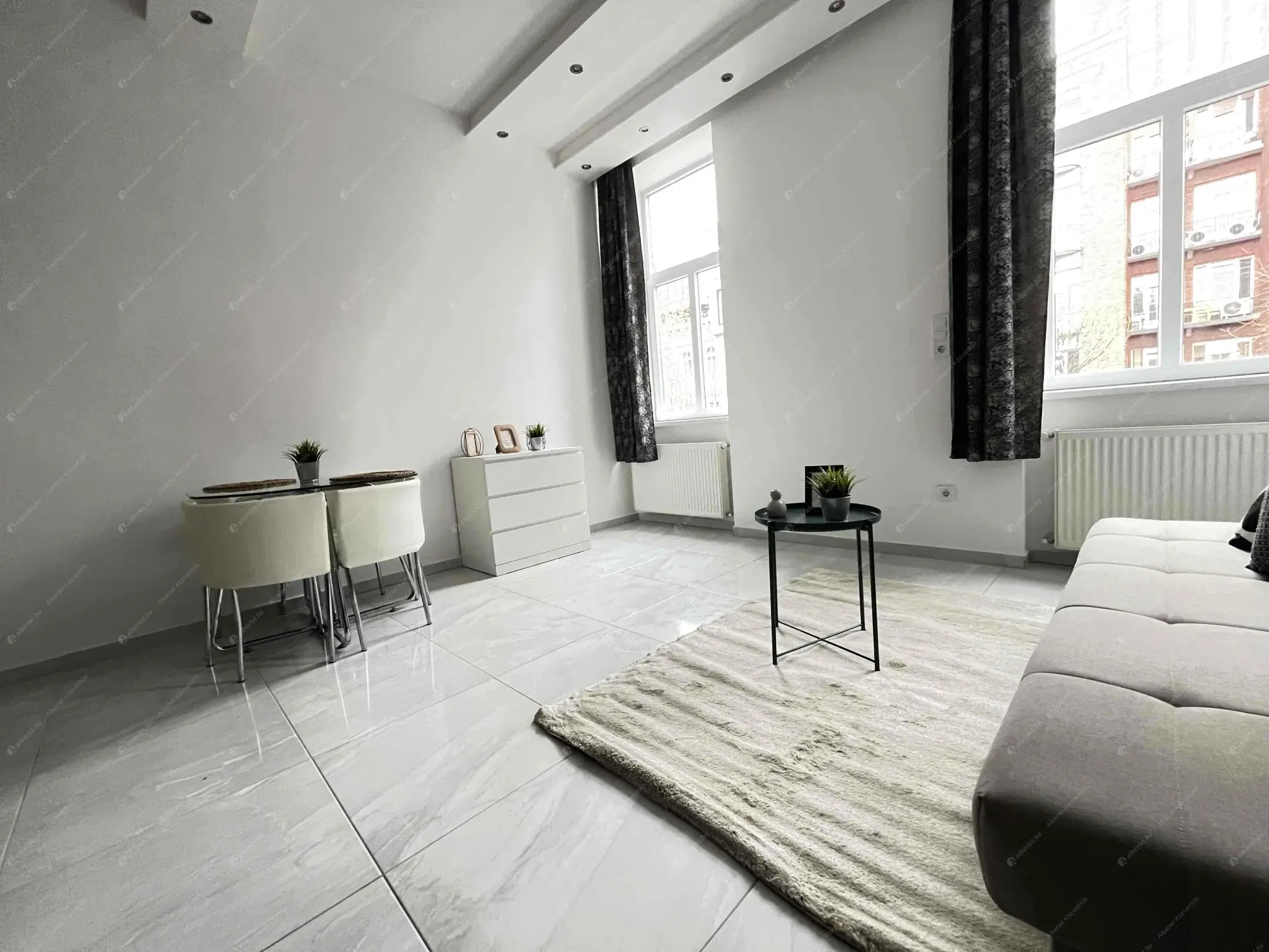 Kiadó albérlet 230000 Ft/hó áron: Budapest, VI. kerület  Nagymező utca. Mérete: 40 nm, 2 szobás | Alberlet.hu - 6609558