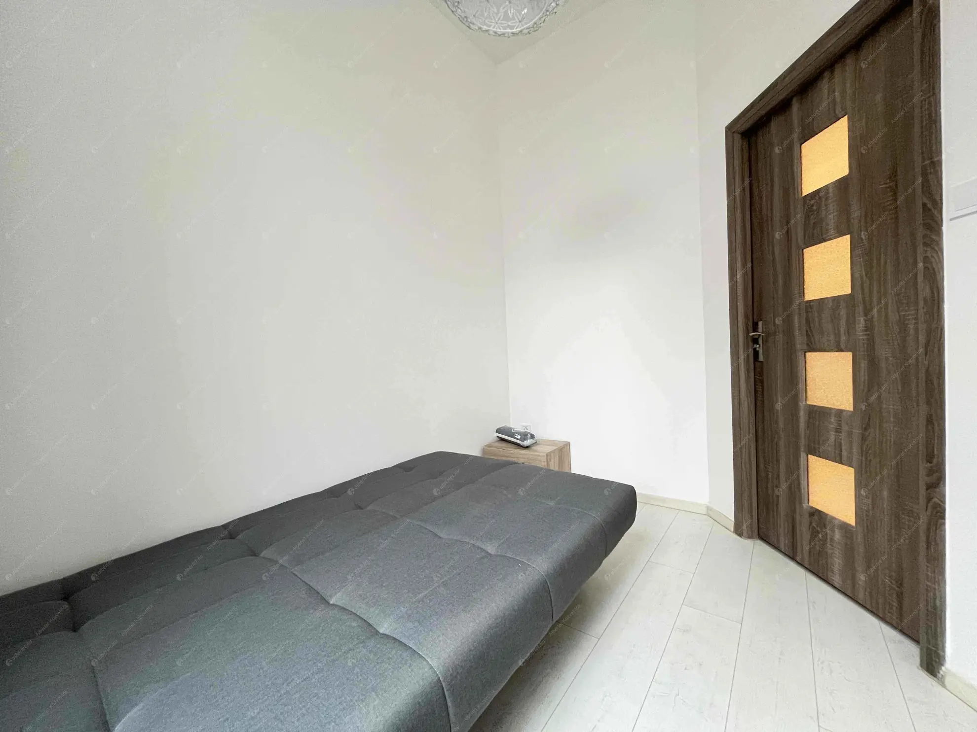 Kiadó albérlet 230000 Ft/hó áron: Budapest, VI. kerület  Nagymező utca. Mérete: 40 nm, 2 szobás | Alberlet.hu - 6609582