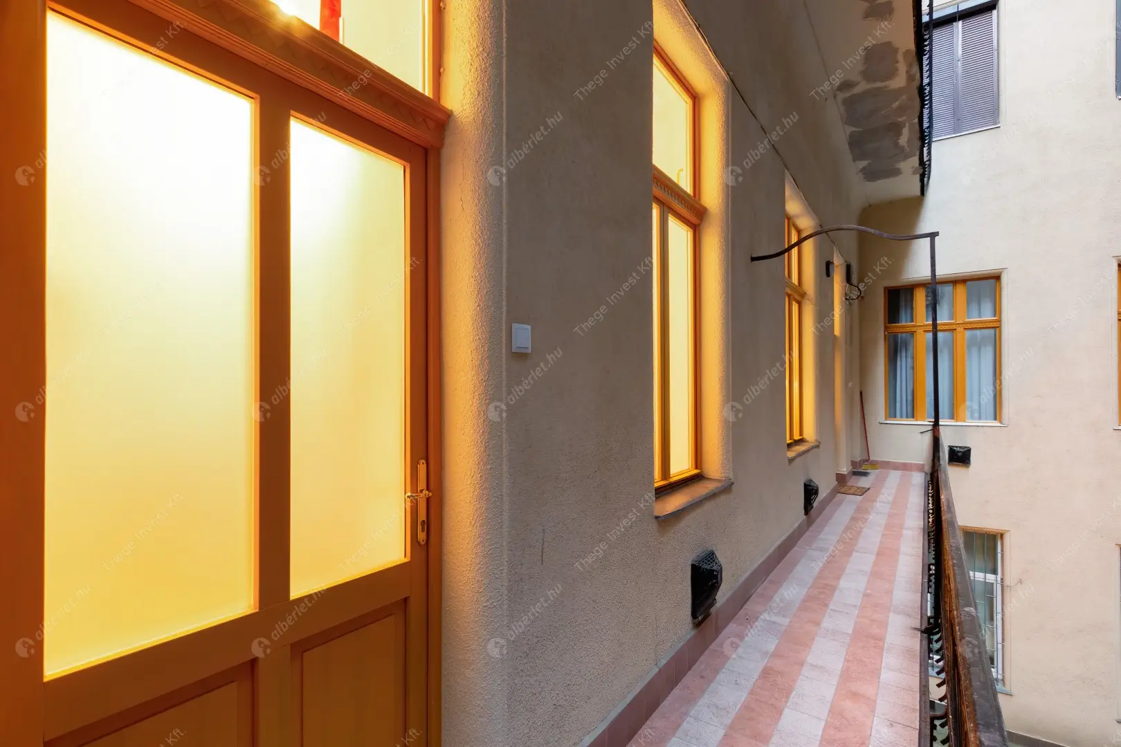 Kiadó albérlet 290000 Ft/hó áron: Budapest, VI. kerület  Nagymező utca. Mérete: 50 nm, 2 szobás | Alberlet.hu - 6547597