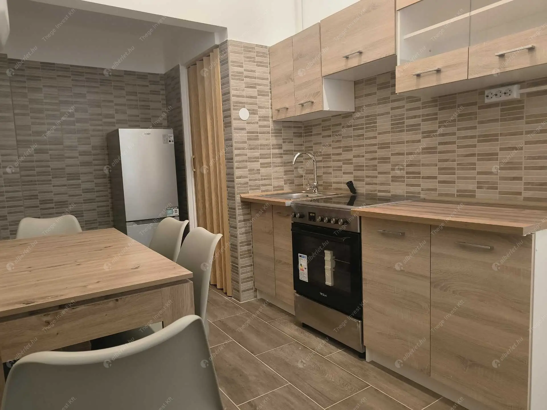 Kiadó albérlet 320000 Ft/hó áron: Budapest, VI. kerület  Nagymező utca. Mérete: 52 nm, 2 szobás | Alberlet.hu - 6498204