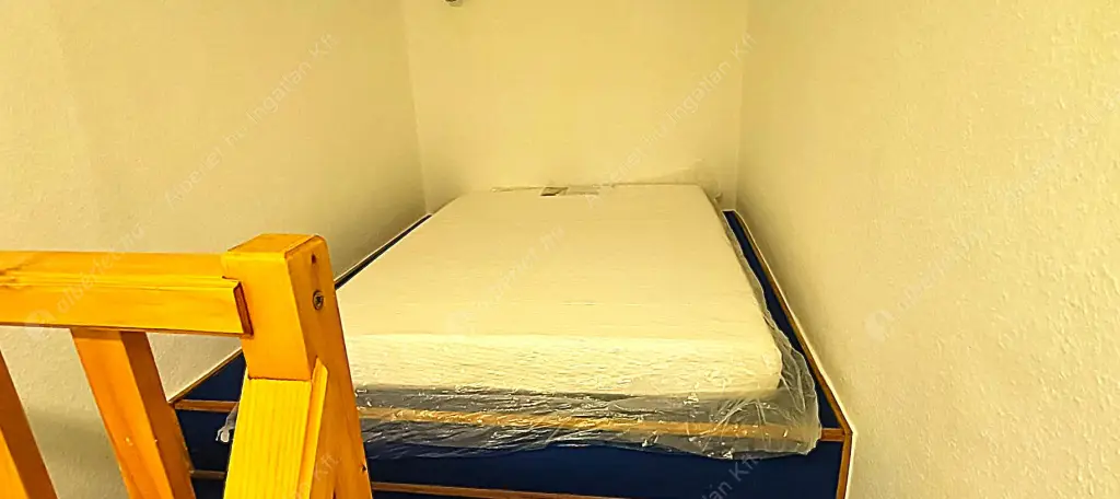 Kiadó albérlet 320000 Ft/hó áron: Budapest, VI. kerület  Nagymező utca. Mérete: 54 nm, 2 szobás | Alberlet.hu - 6614210