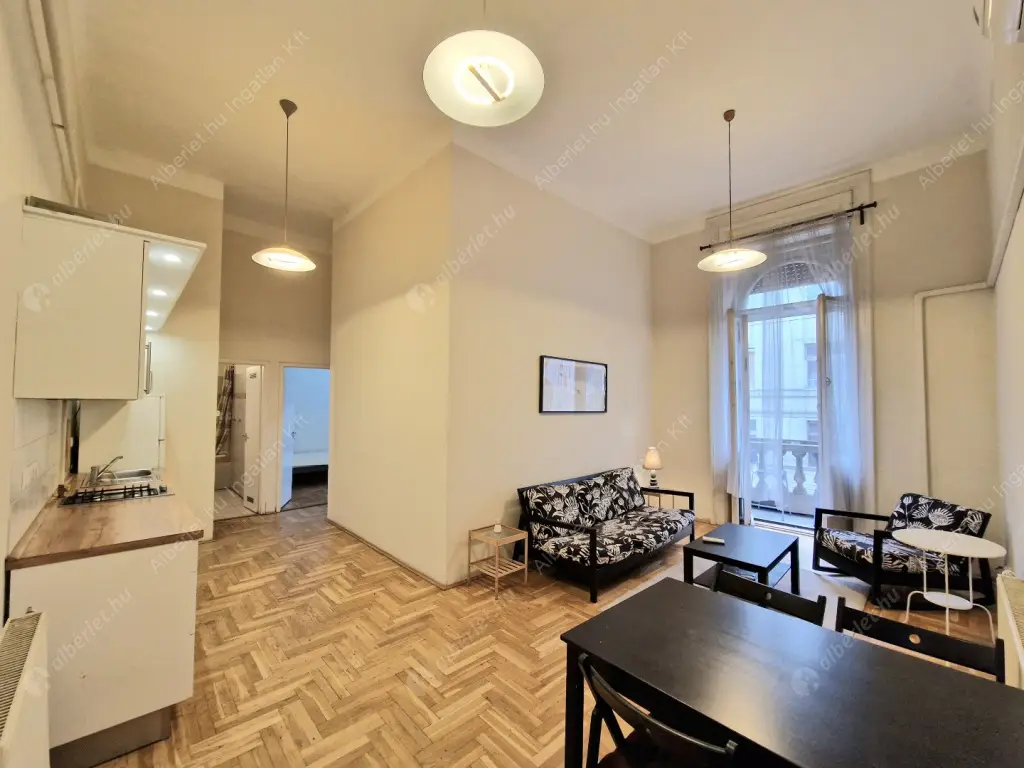 Kiadó albérlet 300000 Ft/hó áron: Budapest, VI. kerület  Nagymező utca. Mérete: 67 nm, 3 szobás | Alberlet.hu - 6604528