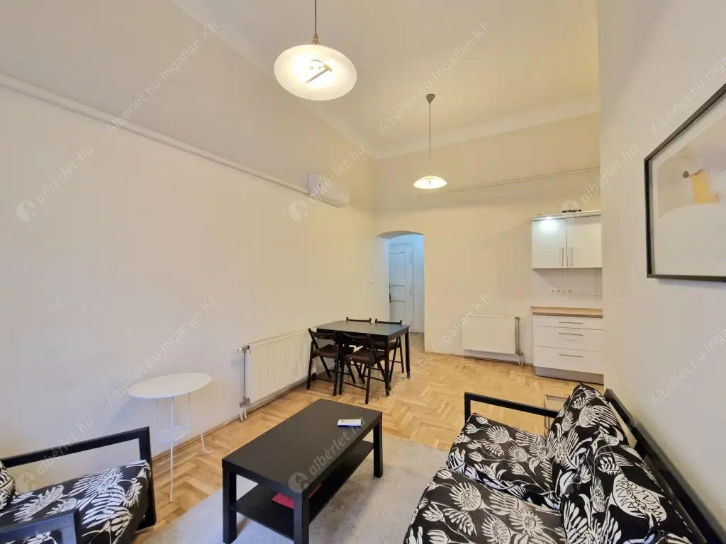 Kiadó albérlet 300000 Ft/hó áron: Budapest, VI. kerület  Nagymező utca. Mérete: 67 nm, 3 szobás | Alberlet.hu - 6604534