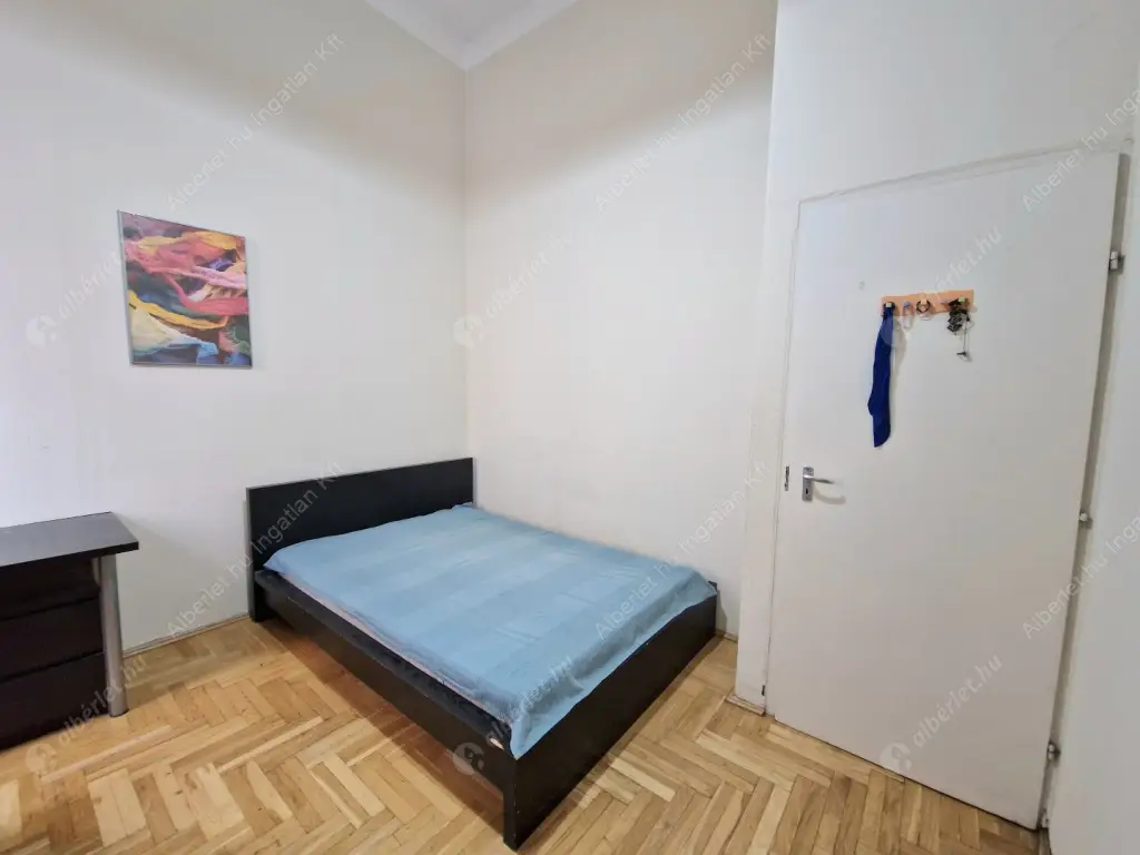 Kiadó albérlet 300000 Ft/hó áron: Budapest, VI. kerület  Nagymező utca. Mérete: 67 nm, 3 szobás | Alberlet.hu - 6604545