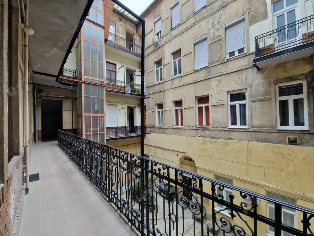 Kiadó albérlet 300000 Ft/hó áron: Budapest, VI. kerület  Nagymező utca. Mérete: 67 nm, 3 szobás | Alberlet.hu - 6604556