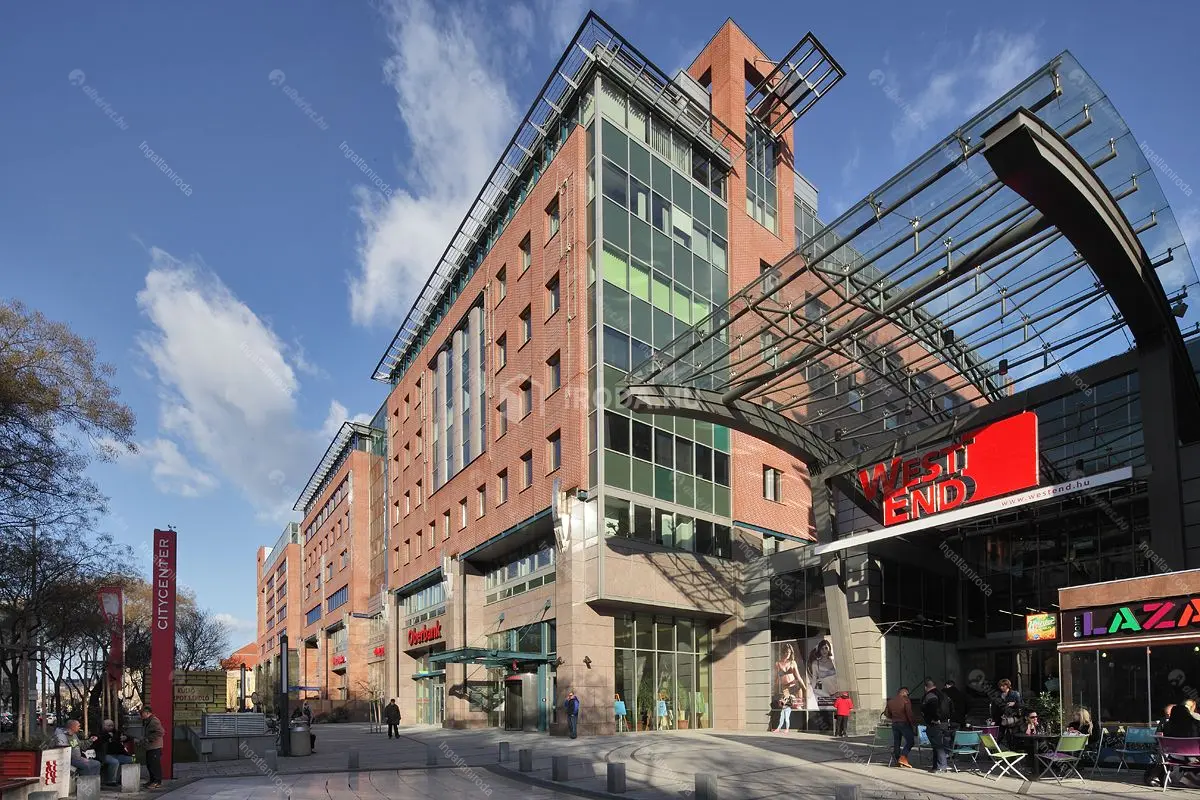 Kiadó albérlet 250000 Ft/hó áron: Budapest, VI. kerület  Nyugati tér. Mérete: 60 nm, 1 szobás | Alberlet.hu - 5670114