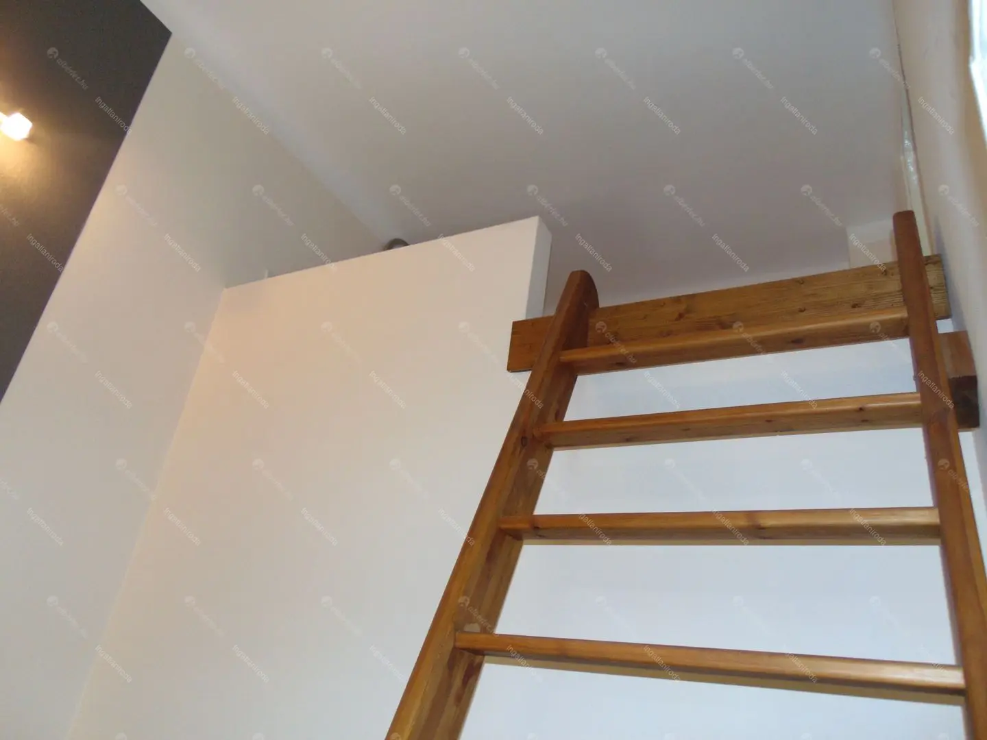 Kiadó albérlet 250000 Ft/hó áron: Budapest, VI. kerület  Nyugati tér. Mérete: 60 nm, 1 szobás | Alberlet.hu - 5670116