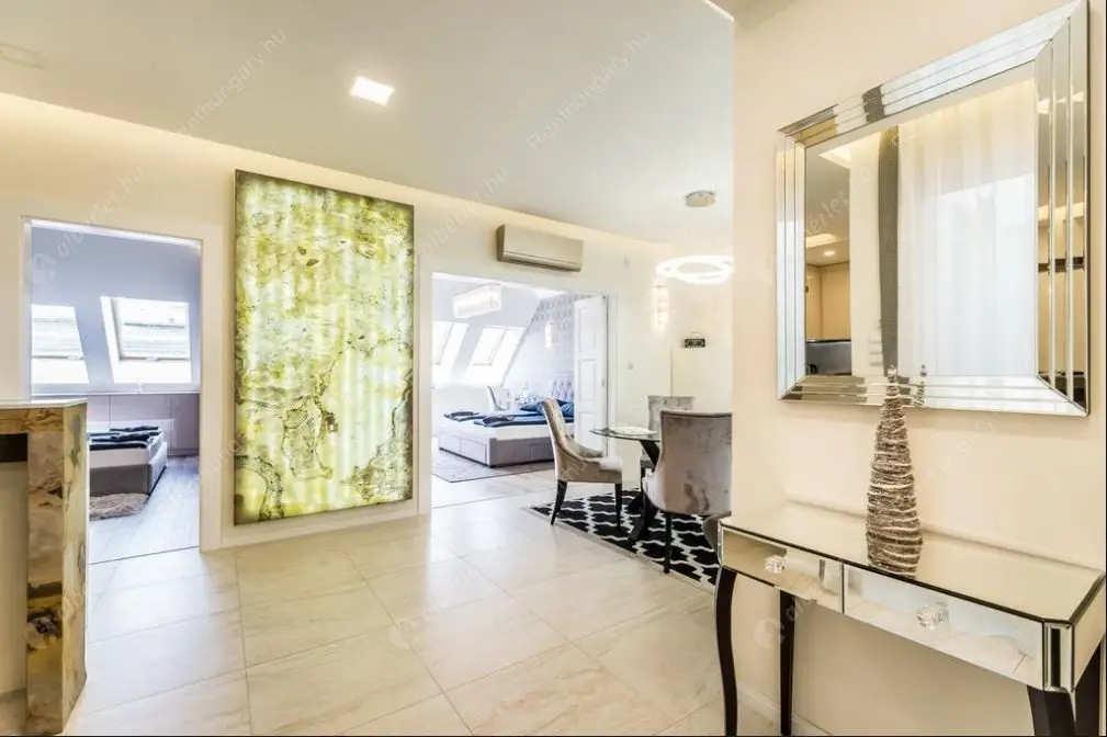 Kiadó albérlet 890000 Ft/hó áron: Budapest, VI. kerület  Ó utca. Mérete: 130 nm, 3 szobás | Alberlet.hu - 6539846